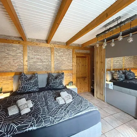 Am Hang, Sky-entertainment, Dazn, Carport, Alles Barrierefrei *