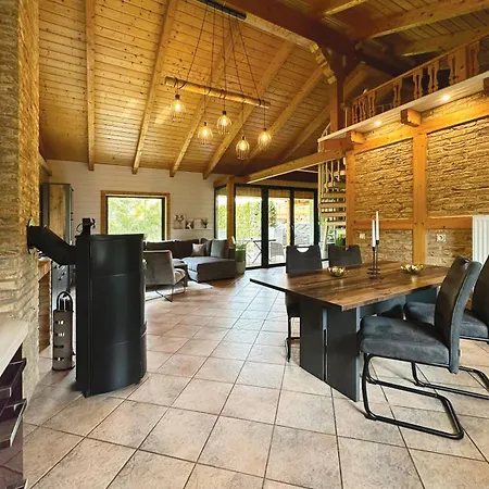 Am Hang, Sky-entertainment, Dazn, Carport, Alles Barrierefrei ブランケンブルク