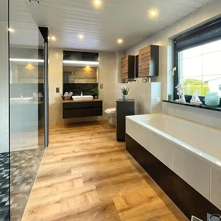 Am Hang, Sky-entertainment, Dazn, Carport, Alles Barrierefrei Ferienhaus