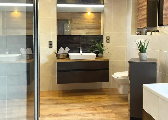 Am Hang, Sky-entertainment, Dazn, Carport, Alles Barrierefrei Holiday home Blankenburg (Harz)