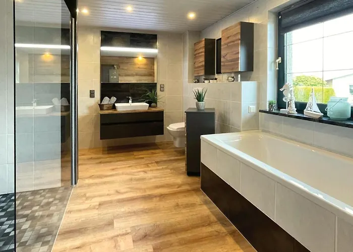 Am Hang, Sky-entertainment, Dazn, Carport, Alles Barrierefrei Ferienhaus